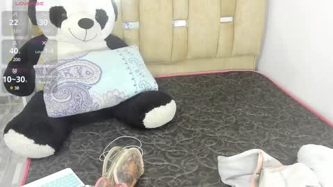 sofi smith online show from February 5, 7:53 pm