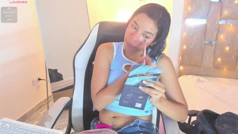 sofi smith online show from February 1, 6:29 pm