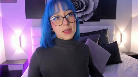 Snapshot of sofi_sp chatting on September 22, 11:36 am sofi_sp online show from September 22, 11:36 am