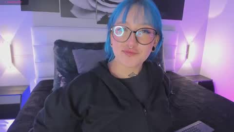 sofi_sp online show from October 6, 11:39 am