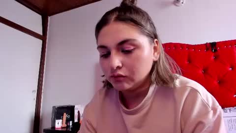 Sofia  bella online show from June 25, 5:29 pm