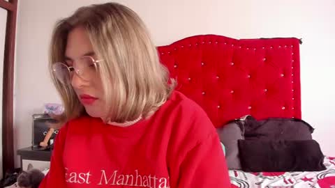 Sofia  bella online show from June 16, 6:01 pm