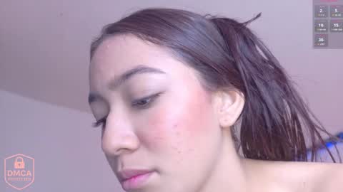 sofia_arango1107 online show from December 15, 8:05 pm