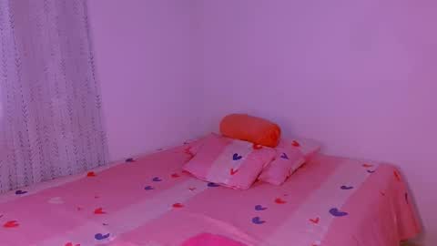 Sofia  online show from October 7, 8:05 pm