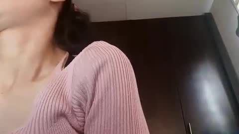 SOFIA online show from November 5, 10:01 pm