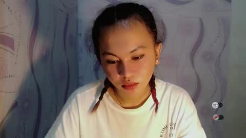 sofia_sweetheart18 online show from February 22, 12:30 pm