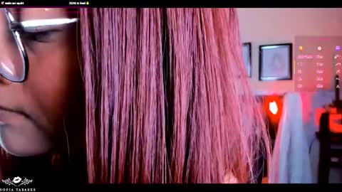 Demi Sofia online show from February 18, 12:49 pm