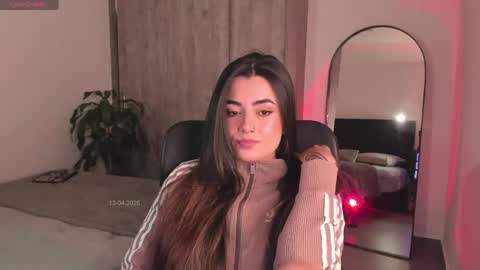 Sofia online show from April 14, 2:37 am