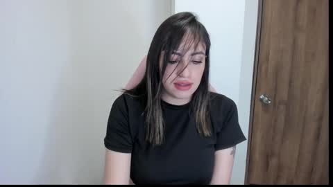 Snapshot of sofiaa_pool chatting on October 30, 12:11 am sofia online show from October 30, 12:11 am