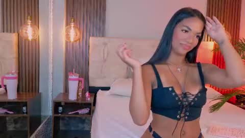 sofiaamiller online show from July 17, 6:32 pm