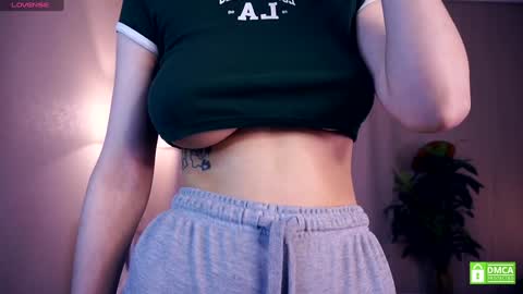 Hi My name is Sofia Welcome to my room Please thumbs up - its important online show from October 15, 6:27 am