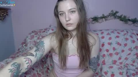 sofiafaerie online show from April 5, 3:58 am