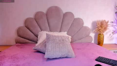 SOFI  online show from February 1, 7:11 pm