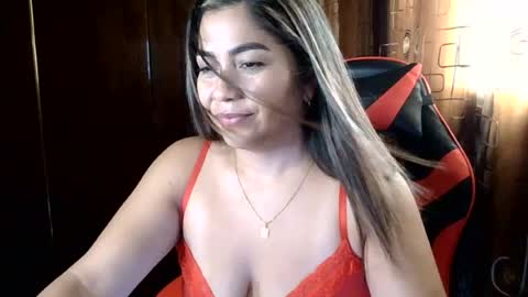 sofialamevip online show from July 24, 12:57 pm