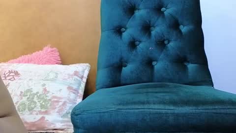 love online show from February 13, 4:11 am