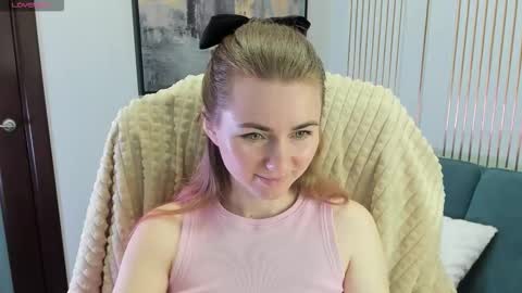 Sofia online show from December 16, 1:02 am