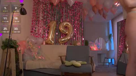 Sofia Help me overcome shynes with 100 thumbs up online show from February 20, 6:26 am