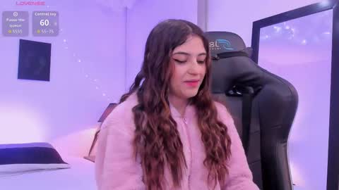 Sofia  Help me reach 5K followers  online show from January 14, 11:51 am