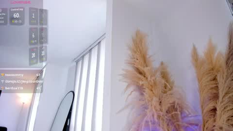 sofia wiliam   online show from April 1, 1:41 pm