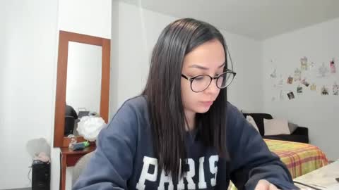 Sofia online show from March 4, 2:53 pm