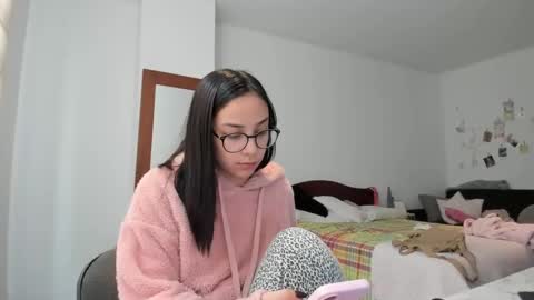Sofia online show from February 17, 8:16 pm