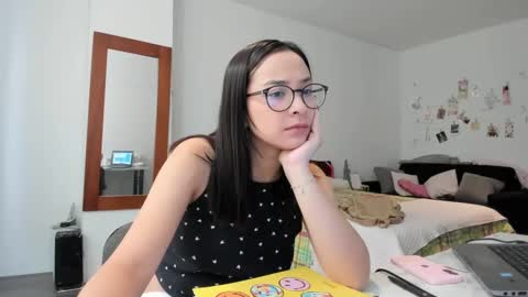 Sofia online show from February 12, 2:43 pm