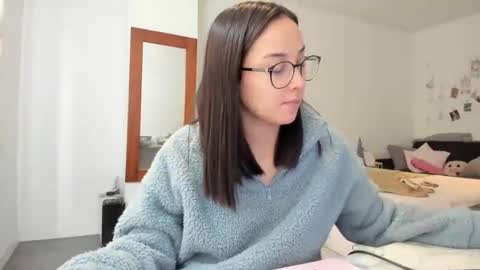 Sofia online show from February 14, 7:44 pm