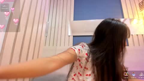 soficandy_ online show from January 16, 1:31 pm