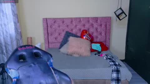 sofii_cute01 online show from February 18, 12:27 pm