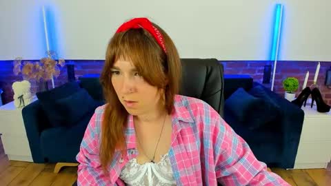 Snapshot of sofii_darling chatting on September 14, 4:30 pm sofii_darling online show from September 14, 4:30 pm