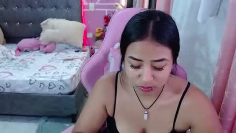sofia Dreams online show from January 22, 2:15 am