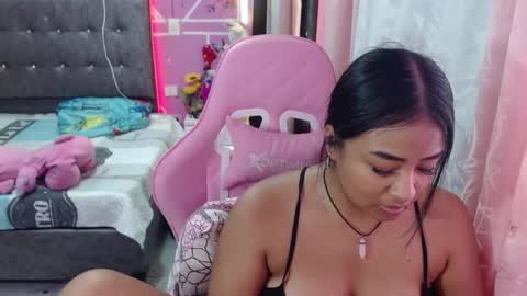 sofia Dreams online show from January 17, 3:12 am