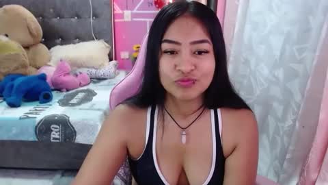 sofia Dreams online show from December 31, 2:03 pm