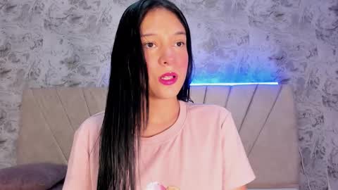 SofiLuxurya online show from October 21, 11:15 am