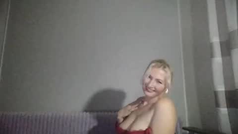 Sofi online show from November 1, 6:18 pm