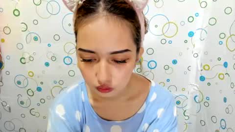 Angel online show from February 3, 3:15 am