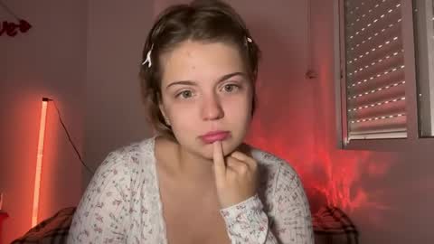 Ilisabet online show from April 11, 9:24 am