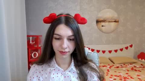 Kelly online show from February 12, 3:59 pm