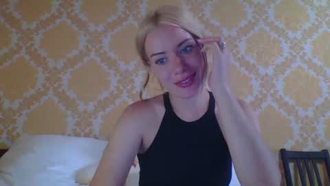 softy_aura online show from August 1, 4:41 pm