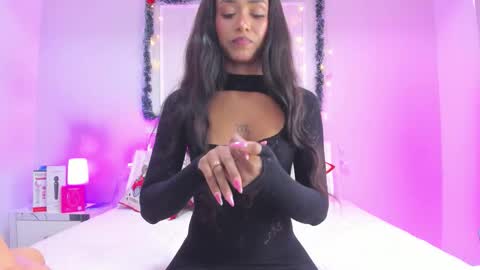   online show from December 19, 5:36 am