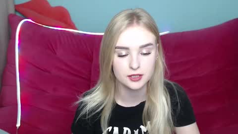 sofysoft online show from November 2, 5:40 am