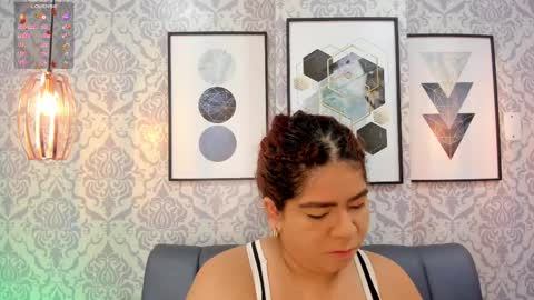 Snapshot of sol_angell chatting on February 25, 12:05 pm Sol Angel online show from February 25, 12:05 pm