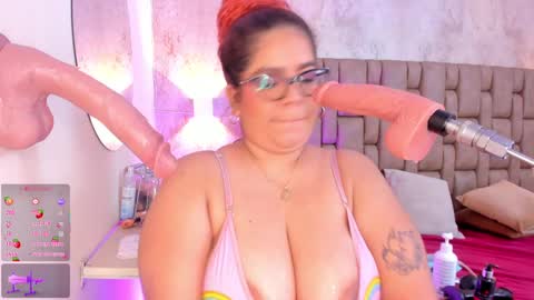 Snapshot of sol_angell chatting on March 7, 6:11 pm Sol Angel online show from March 7, 6:11 pm