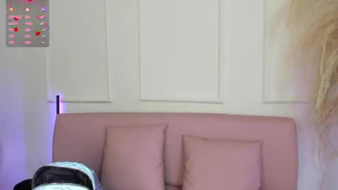 Snapshot of sol_angell chatting on March 12, 12:04 pm Sol Angel online show from March 12, 12:04 pm