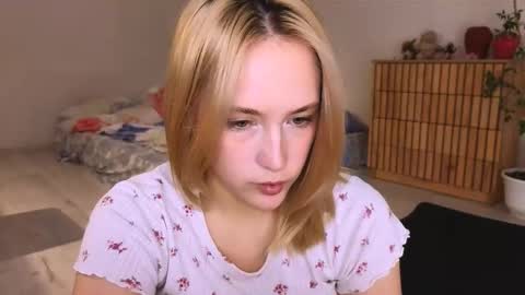 princess online show from November 18, 8:01 pm