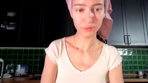 Bella online show from February 1, 3:58 am