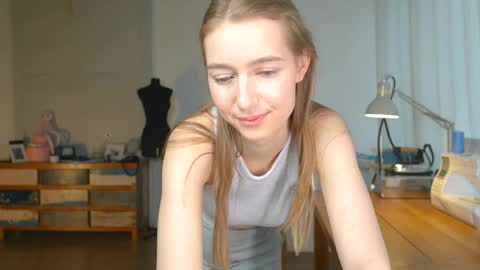 Bella online show from January 19, 1:44 pm