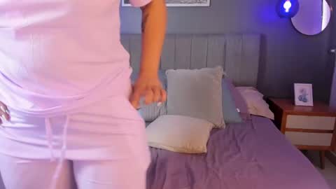solo_brattdoll online show from May 14, 2:48 pm