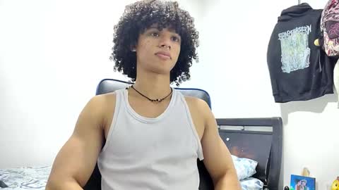 Hi Im Weller Check my Bio  online show from February 25, 4:49 am