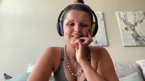SomeonesDay online show from June 26, 12:54 pm